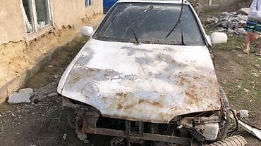 редкие авто: Купе белого цвета конца 80‑х – начала 90‑х годов с характерным задним — 5