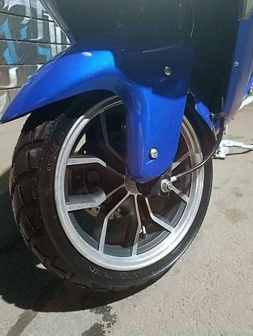 16 lt: Скутеры — 3