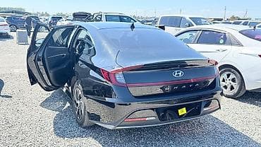 Транспорт: Hyundai Sonata: 2022 г., 2 л, Автомат, Бензин, Седан — 6