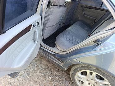 на мерс: Mercedes-Benz C-Class: 2000 г., 2 л, Механика, Бензин, Седан — 10