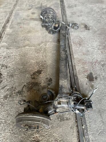 обтекатель на портер 1: Кузовная перегородка Toyota, Б/у, Оригинал — 1