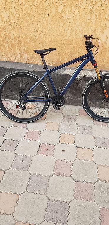 фикс дешевый: Горный велосипед, Рама M (156 - 178 см), Алюминий, Б/у — 2