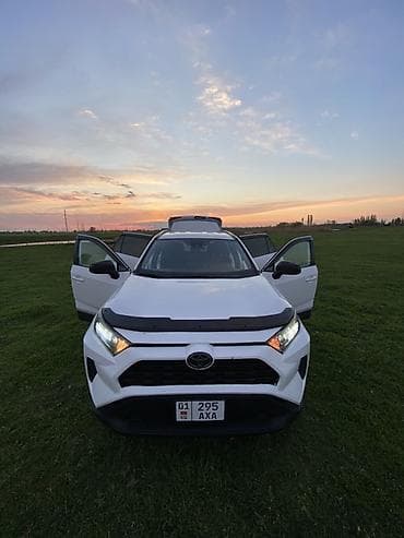 аудио системы: Toyota RAV4: 2019 г., 2.5 л, Автомат, Бензин, Кроссовер — 6