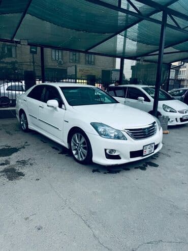 форма военных: Сдаю Toyota Crown, Посуточно, Без водителя, | Без депозита — 1