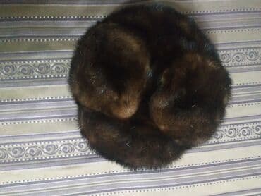 Шапка- обманка, натуральный мех. Цена 500 сом