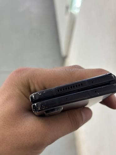 samsung mini: Samsung Galaxy Z Fold 3, Б/у, 256 ГБ, цвет - Черный, 2 SIM — 8