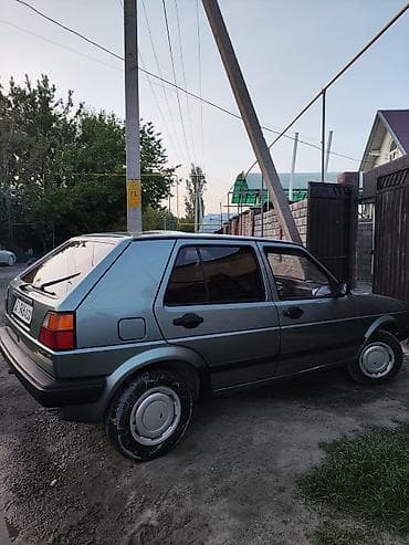 коробка гольф2: Volkswagen Golf: 1989 г., 1.8 л, Ручные, Хэтчбэк — 3