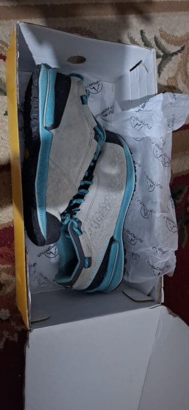 Женская обувь: Кроссовки, 37, La Sportiva, Б/у, цвет - Серый, Самовывоз — 4