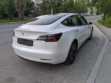 Tesla: Tesla Model 3: 2021 г., Автомат, Электромобиль, Седан — 5