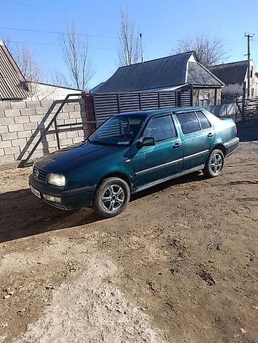 на венто: Volkswagen Vento: 1996 г., Механика, Бензин, Седан — 1