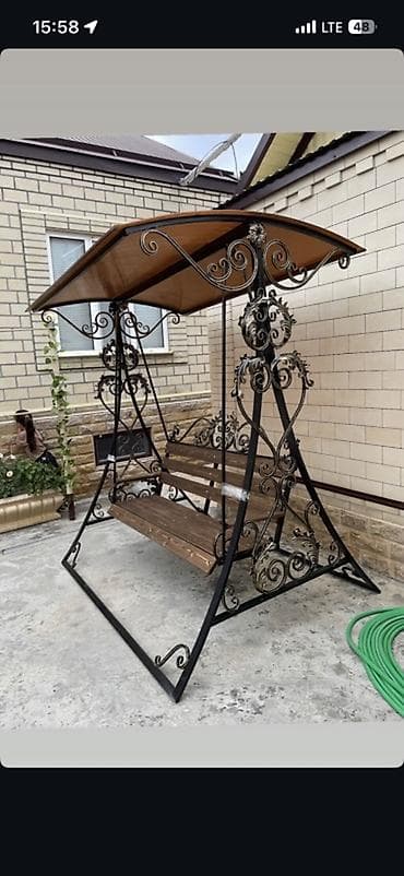 Пикник үчүн товарлар: Бакча селкинчеги Металл, Жөлөнгүчү менен, Чатыры менен — 1