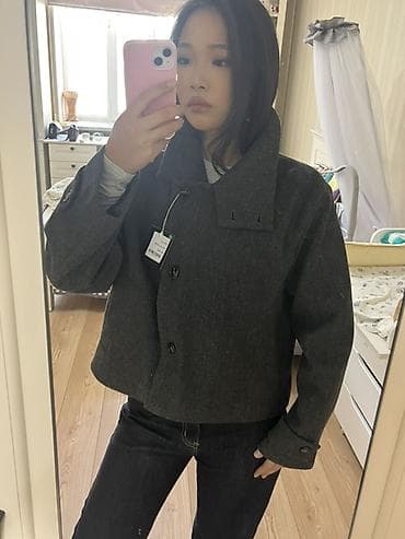 Укороченное пальто/жакет из плотной шерстяной ткани, темно‑серый