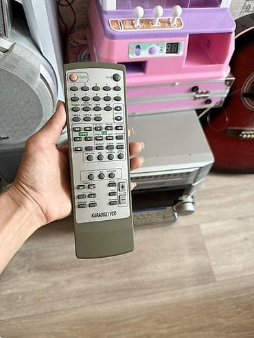aux: Домашний музыкальный центр LG с караоке Комплект: - основной блок LG — 3