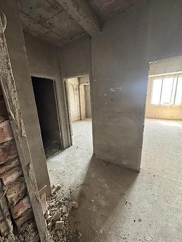 черновая: Продаётся помещение под квартиру/офис в черновой отделке. - — 6