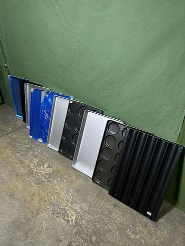 Торговое оборудование: Перфорированные и гладкие противни для выпечки (пекарские листы) — 1