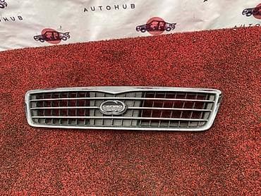 Решетка радиатора Nissan