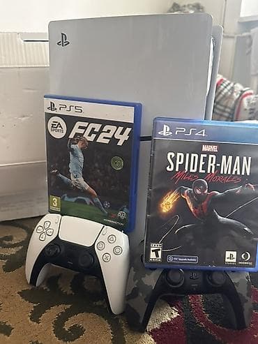 a 30 s: Игровая консоль PlayStation 5 с дисководом. В комплекте: - Консоль — 1