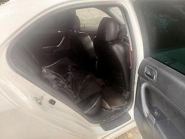 tsunami 100: Honda Accord: 2004 г., 2 л, Автомат, Бензин, Седан — 8