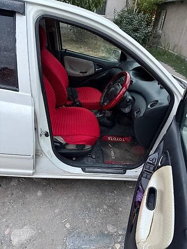 тоето пикник: Toyota Vitz: 2003 г. — 8