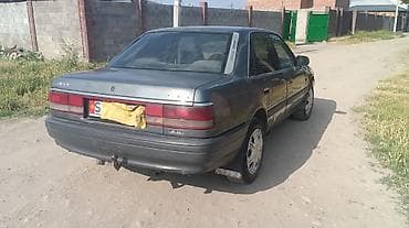 sl 55: Mazda 626: 1988 г., 2 л, Механика, Бензин, Седан — 6