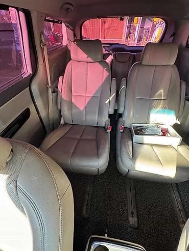 керосиновые лампы: Kia Carnival: 2017 г., 2.2 л, Автомат, Дизель, Минивэн — 8