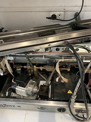 ремонт кофе: Профессиональная чистка и декальцинация кофемашин - Глубокая разборка — 1