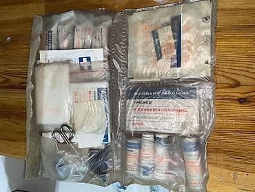 Оригинальная Автомобильная аптечка Mercedes-Benz (First Aid Kit) по