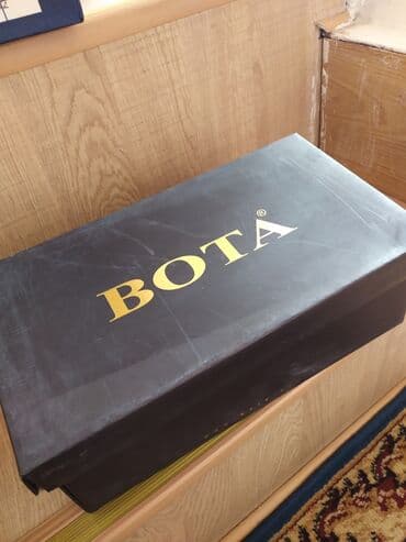 Продаю туфли от Bota турецкие 41 размер в отличном состоянии отдам