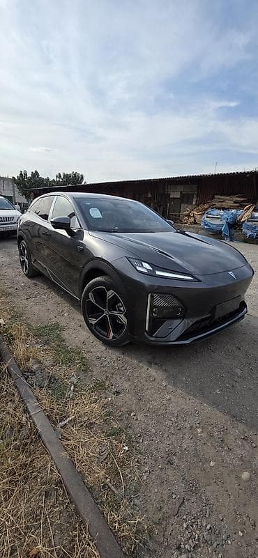 deepal so7: Changan : 2026 г., 1.5 л, Электромобиль, Кроссовер — 1