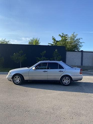 Mercedes-Benz C-Class: 1994 г., 1.8 л, Механика, Бензин, Седан — 10