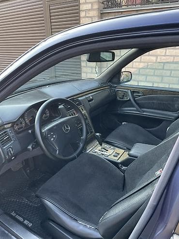 Mercedes-Benz E-Class: 2000 г., 4.3 л, Автомат, Бензин, Седан — 8
