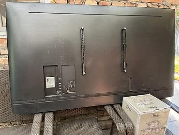 телеви: Продам не рабочий (матрица)Телевизор Samsung UE75TU8000U (серия — 3