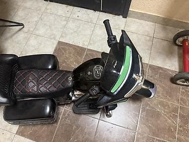 домик машина: Детский электрокар, Б/у — 3