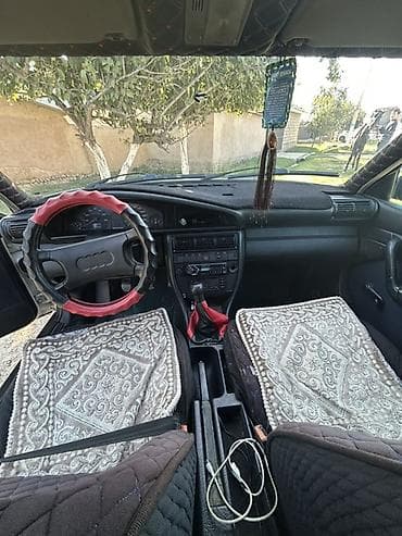 транс: Audi 100: 1992 г., Механика, Седан — 6