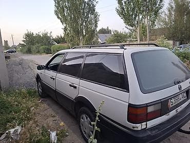 1992: Volkswagen Passat Variant: 1992 г., Механика, Универсал — 2