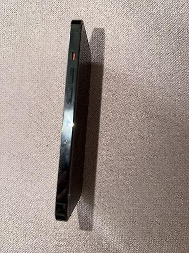 m 31: IPhone 13 Pro — 3