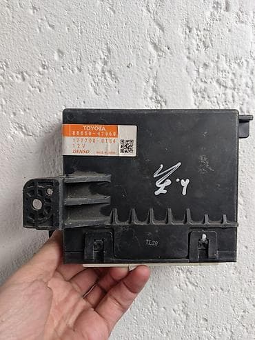 m111 2 2: Блок климат контроля Toyota 2010 г., Б/у, Оригинал, Япония — 1