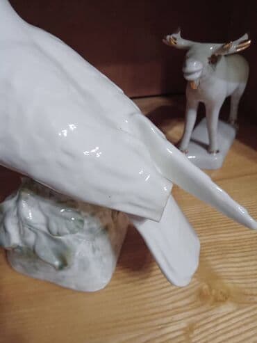 продаю медали: Фарфоровые Статуэтки ЛФЗ Лось - 1500 сом Пушкин- 1500 сом сломано — 7