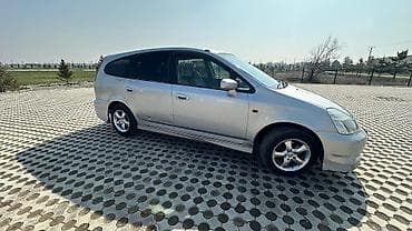 фара камри 45: Honda Stream: 2002 г., 2 л, Автомат, Бензин, Универсал — 3