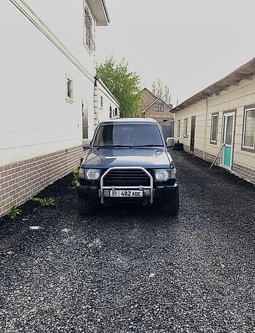 Mitsubishi Pajero: 1992 г., 2.5 л, Механика, Дизель, Внедорожник — 1