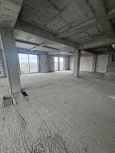 premium development: Сдаётся коммерческое здание — 1376 м² • Локация: первая линия, фасад — 4