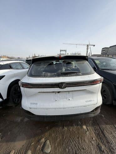 чанган юникей: Changan CS75 Plus: 2025 г., 1.5 л, Автомат, Бензин, Кроссовер — 5