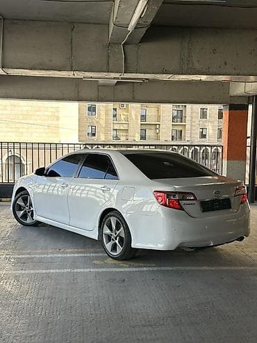 пылесос для химчистки: Toyota Camry: 2013 г., 2.5 л, Автомат, Бензин, Седан — 4