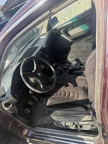 спойлер на виш: BMW 5 series: 1990 г., 2.5 л, Механика, Бензин, Седан — 6