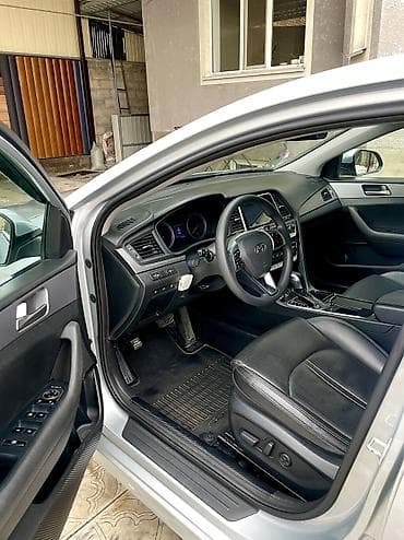 nisan leaf: Hyundai Sonata: 2019 г., 2 л, Автомат, Газ, Седан — 7