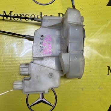 универсальные уплотнители дверей авто: Mercedes-Benz, 2009 г., Б/у, Оригинал — 13