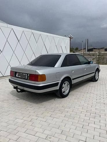 Audi: Audi S4: 1993 г., 2.6 л, Механика, Бензин, Седан — 2
