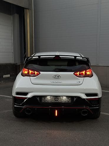 азотный кислота: Hyundai Veloster: 2020 г., 2 л, Автомат, Бензин — 8
