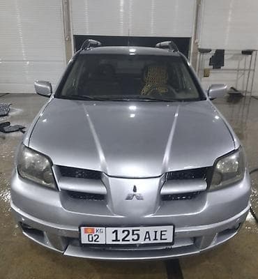 Mitsubishi Outlander: 2004 г., 2 л, Механика, Бензин, Кроссовер
