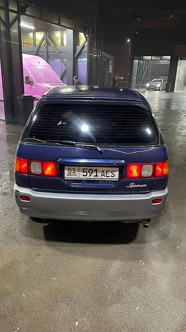 калганы: Toyota Ipsum: 1996 г., 2 л, Автомат, Бензин, Вэн/Минивэн — 2